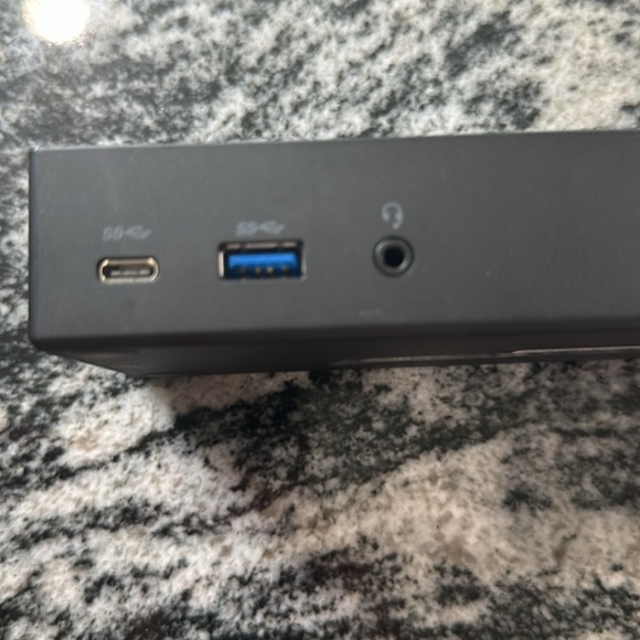 LENOVO  THINKPAD USB-C DOCK  MODEL:DK1633 doc only - Picture 5 of 5